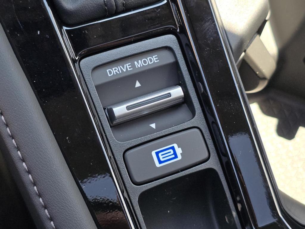 new 2025 Honda Accord Hybrid car, priced at $40,905