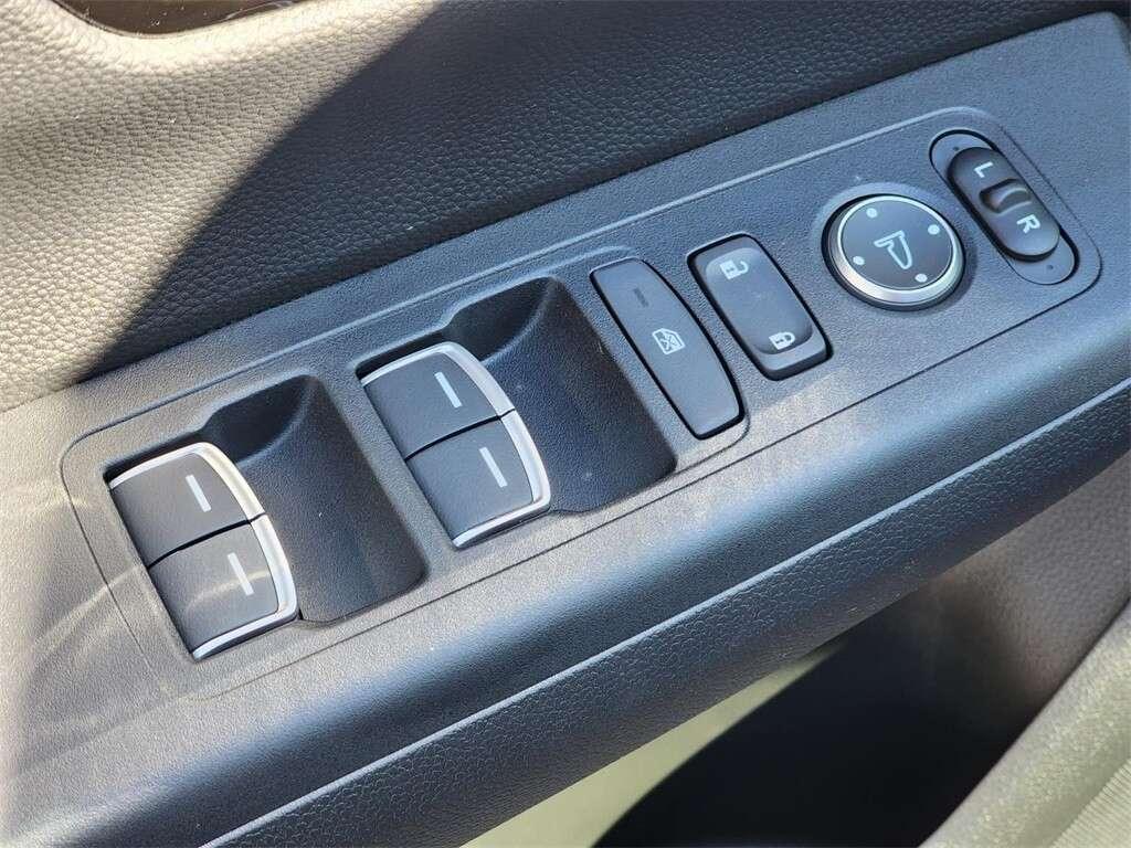 used 2023 Honda CR-V car, priced at $32,557