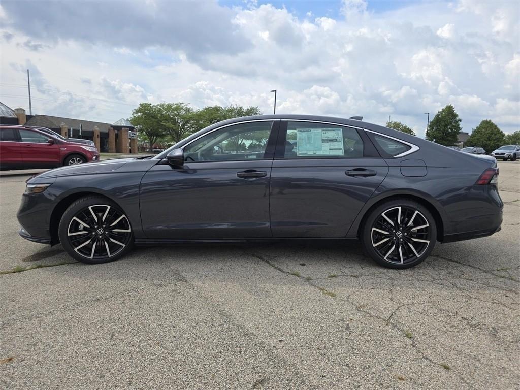 new 2025 Honda Accord Hybrid car, priced at $40,450
