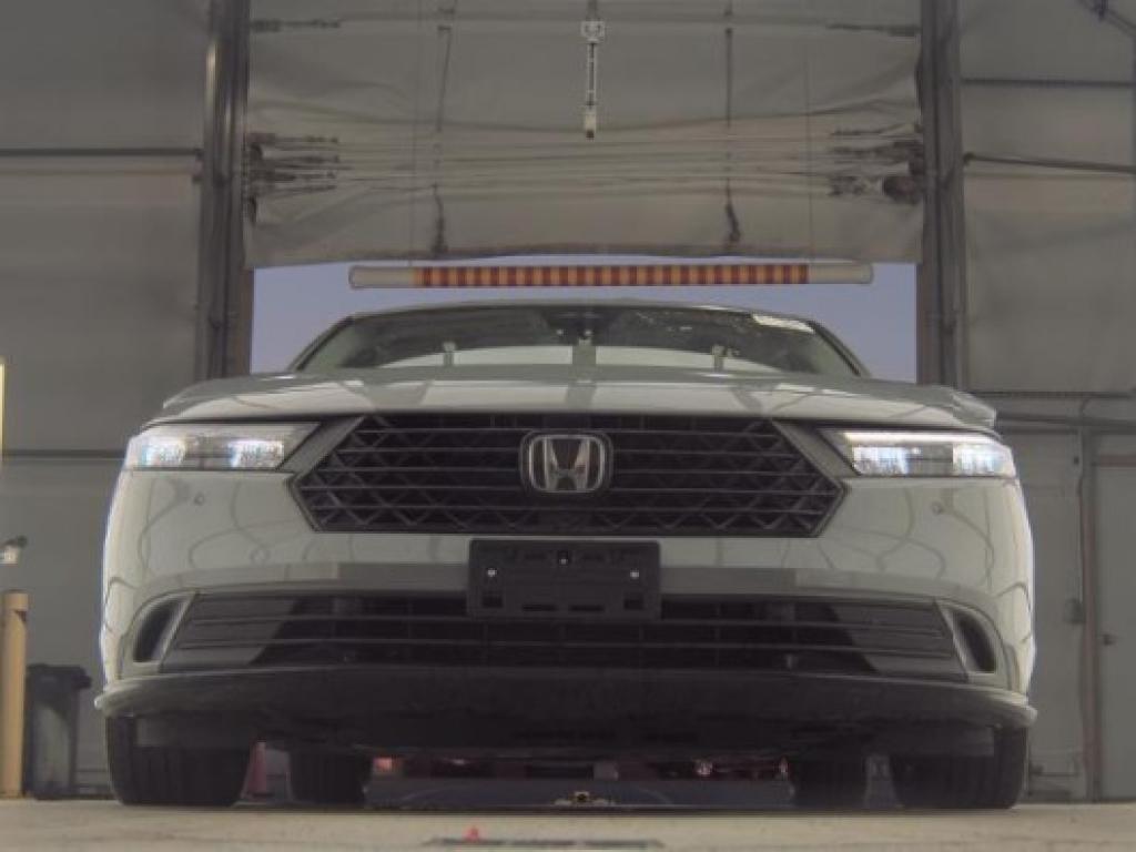 used 2025 Honda Accord Hybrid car, priced at $30,997