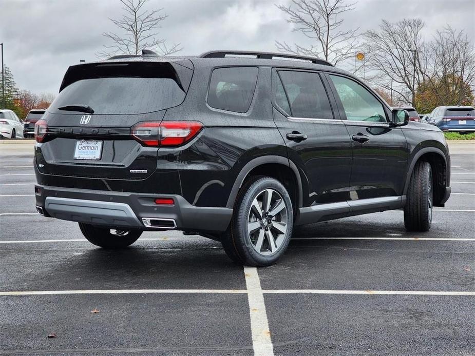 new 2025 Honda Pilot car, priced at $50,995