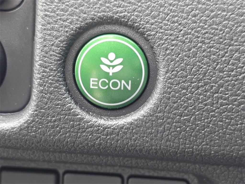used 2021 Honda Pilot car, priced at $24,397