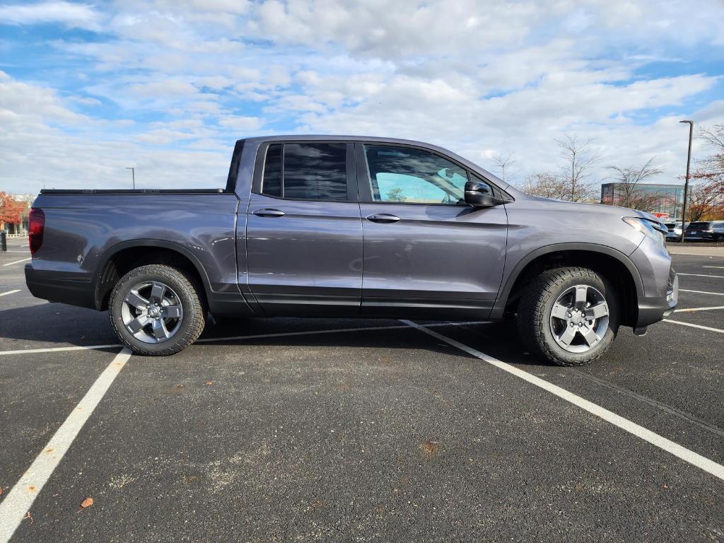 new 2025 Honda Ridgeline car, priced at $47,775