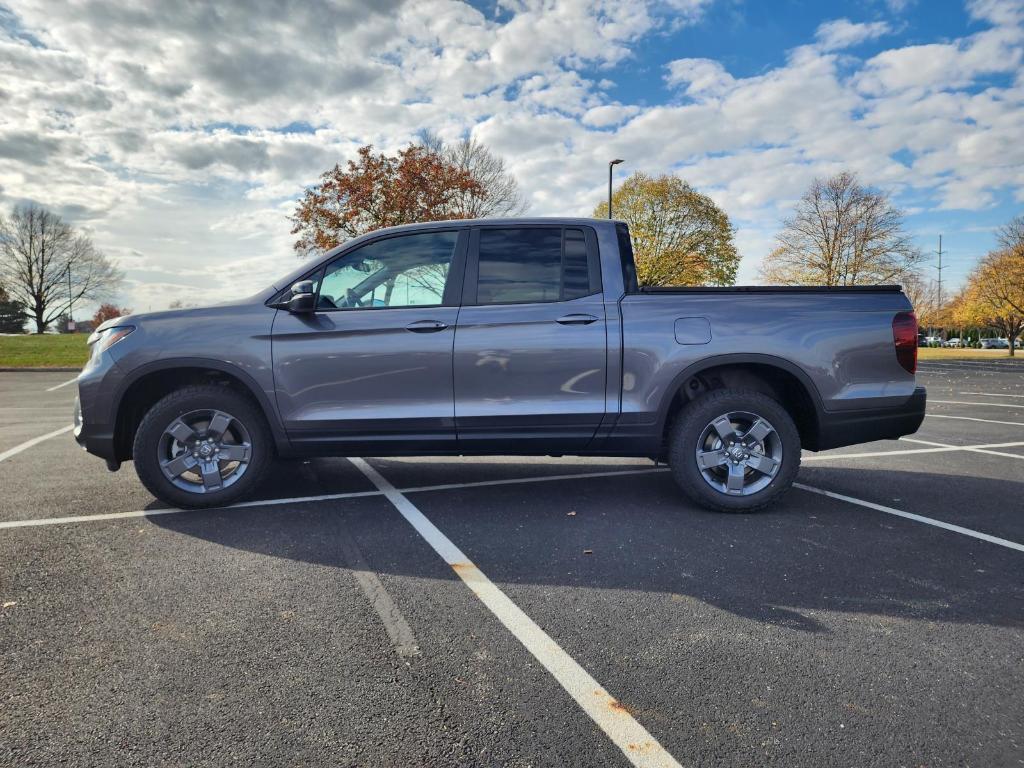 new 2025 Honda Ridgeline car, priced at $47,775