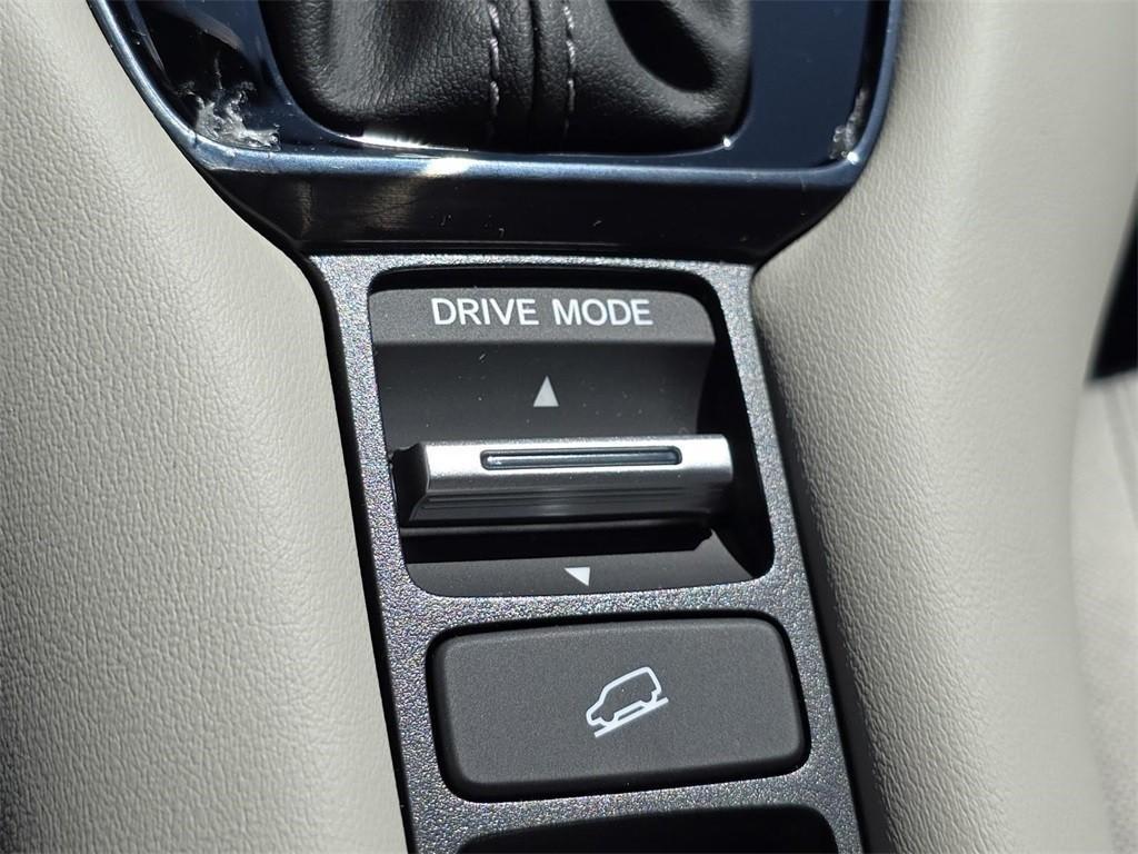 new 2026 Honda HR-V car, priced at $29,095