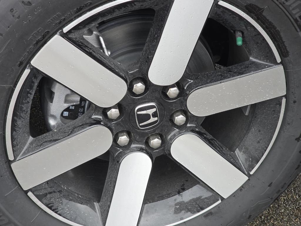 new 2025 Honda Prologue car, priced at $56,605