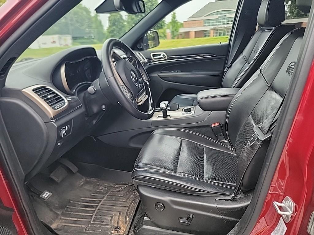 used 2015 Jeep Grand Cherokee car, priced at $17,997