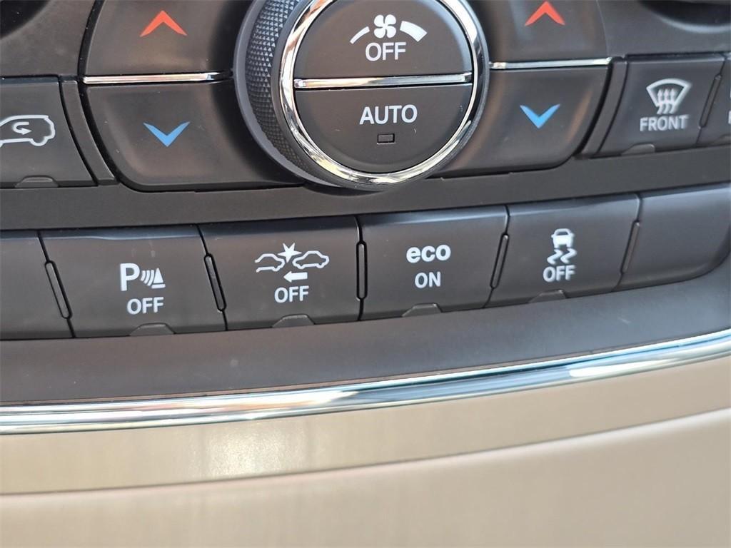 used 2015 Jeep Grand Cherokee car, priced at $16,500