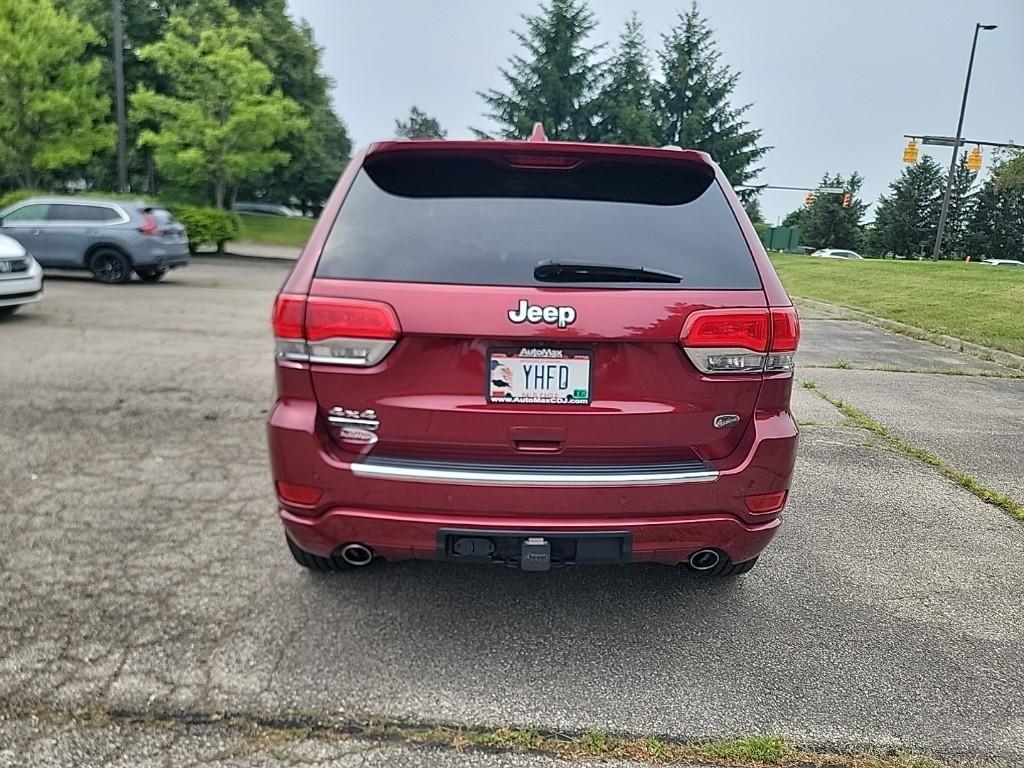 used 2015 Jeep Grand Cherokee car, priced at $17,997