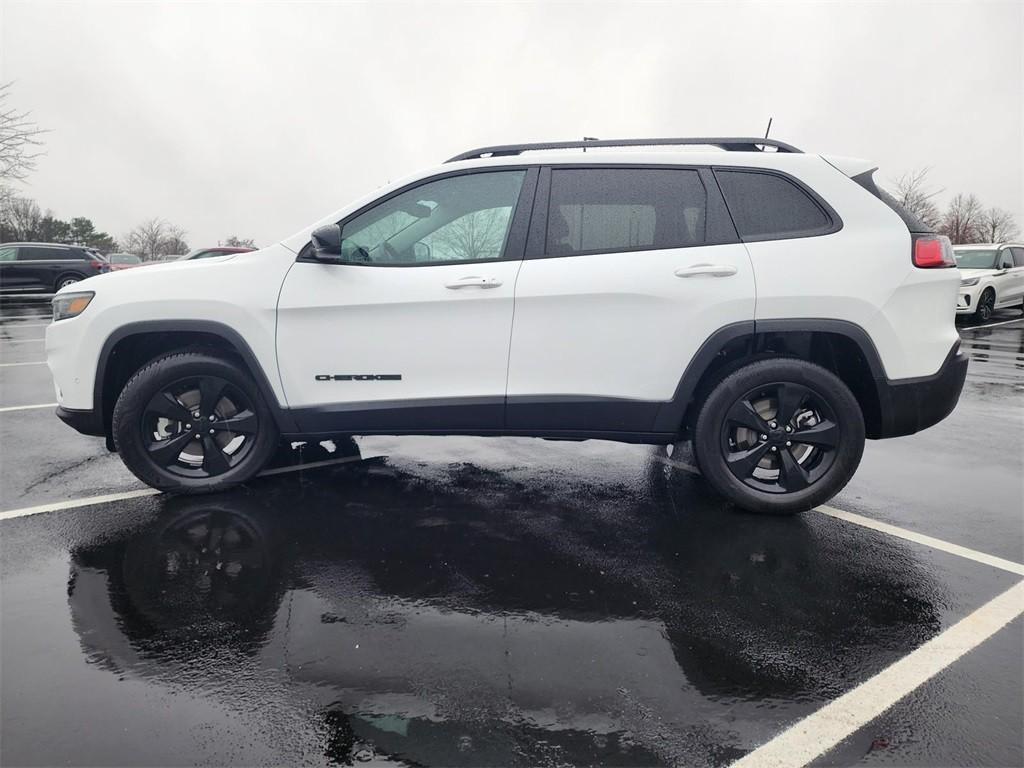 used 2023 Jeep Cherokee car, priced at $23,887