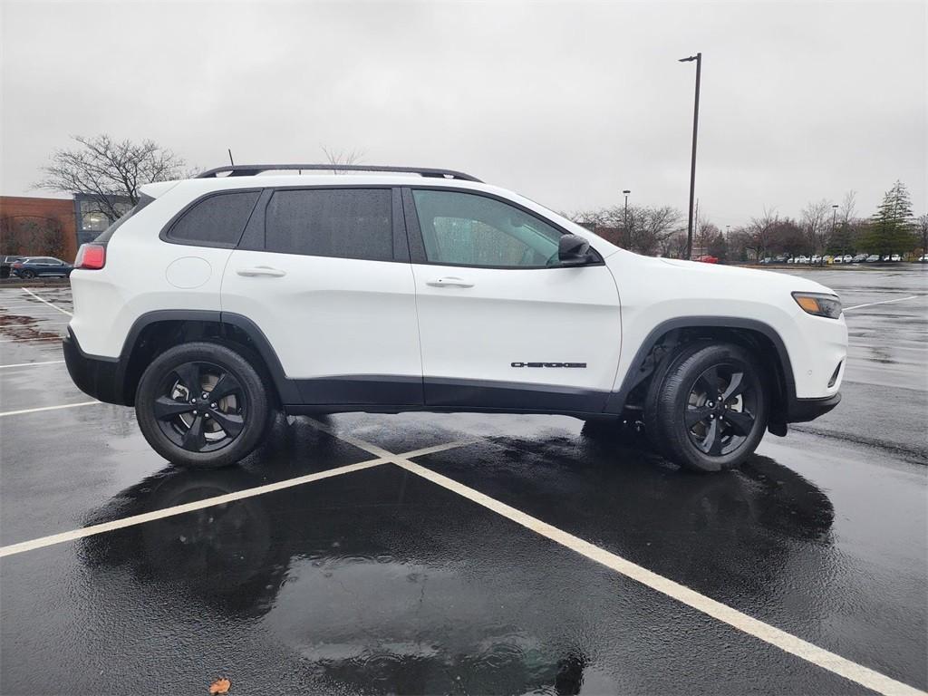 used 2023 Jeep Cherokee car, priced at $23,887