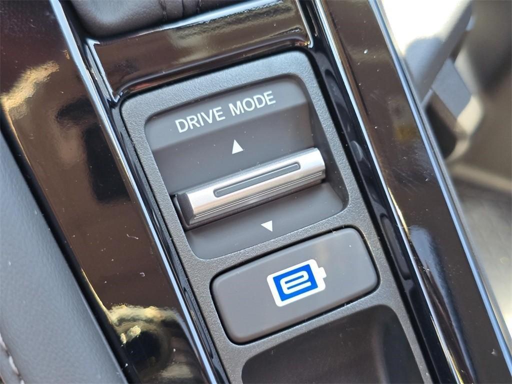 new 2025 Honda Accord Hybrid car, priced at $40,450