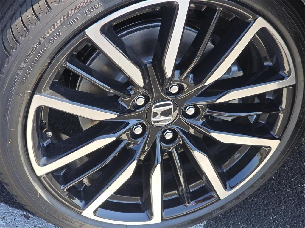 new 2025 Honda Accord Hybrid car, priced at $40,450