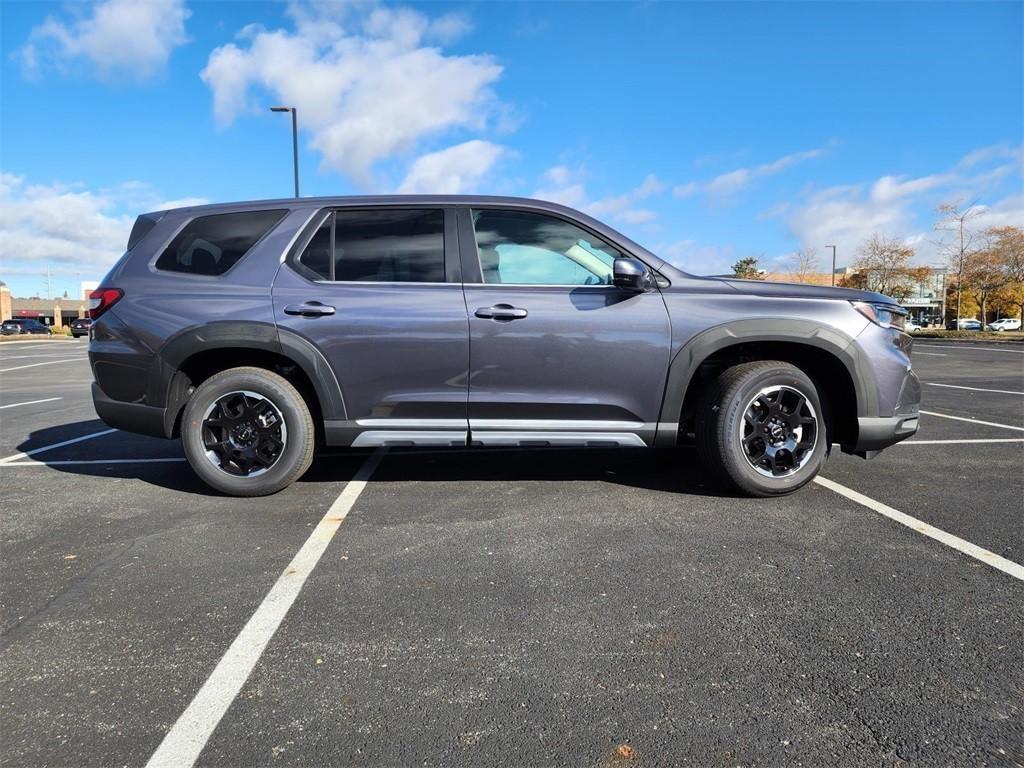 new 2025 Honda Pilot car, priced at $48,745