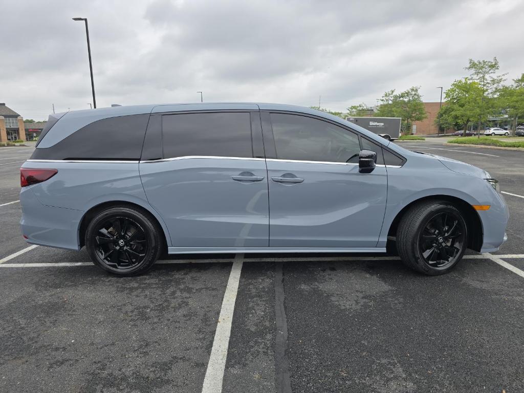 used 2024 Honda Odyssey car, priced at $41,247