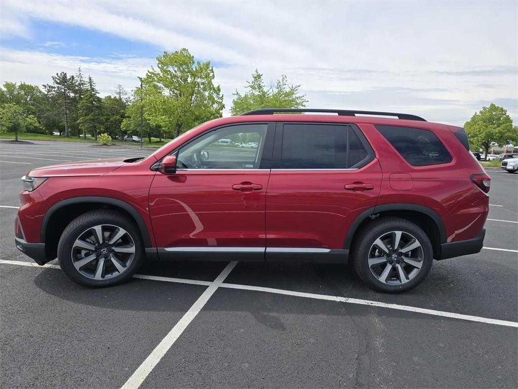 new 2025 Honda Pilot car, priced at $53,225