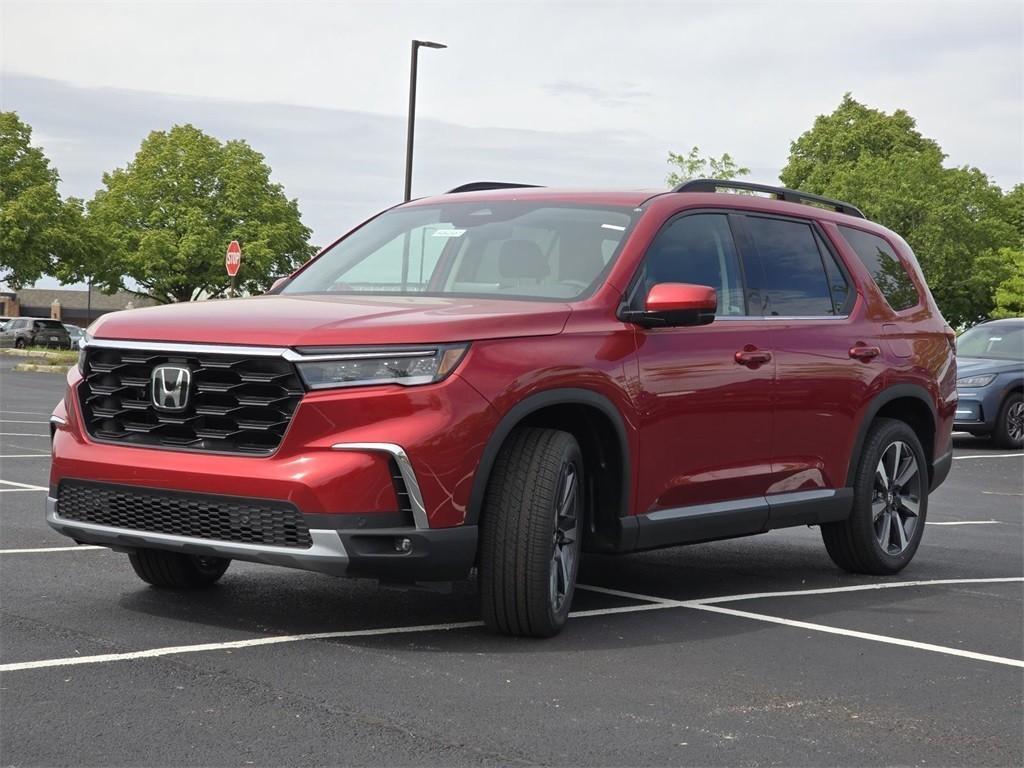 new 2025 Honda Pilot car, priced at $53,225