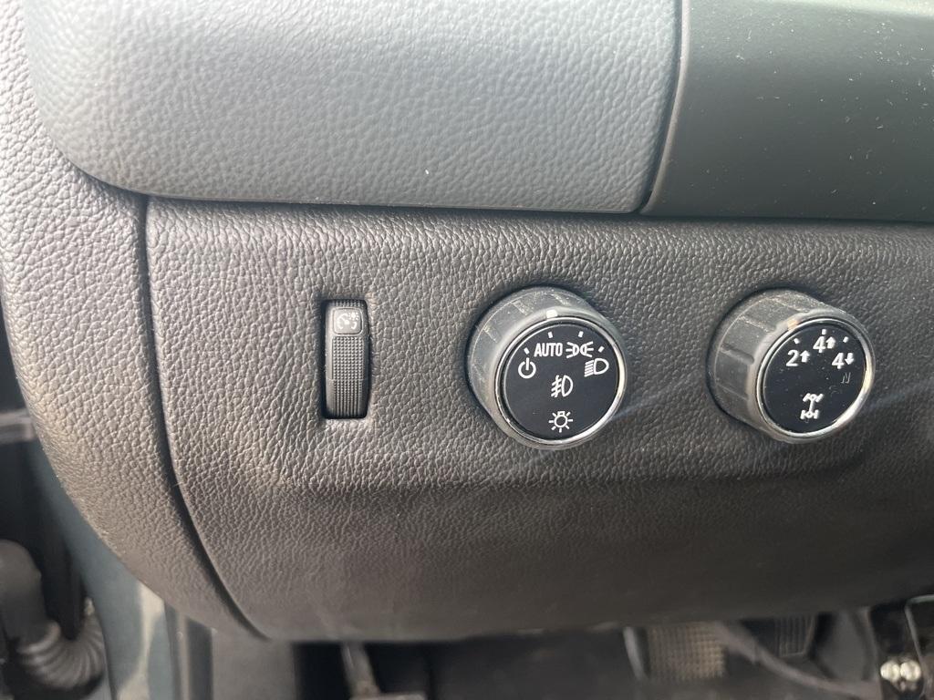 used 2015 Chevrolet Colorado car, priced at $21,990