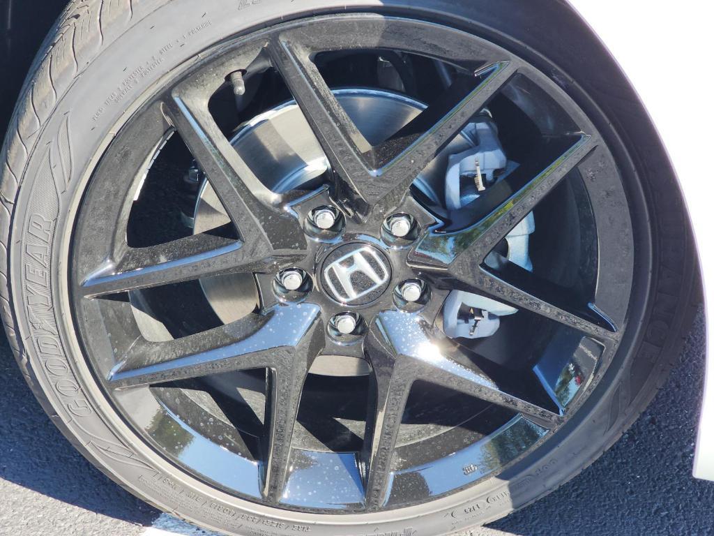 new 2026 Honda Civic Hybrid car, priced at $30,900