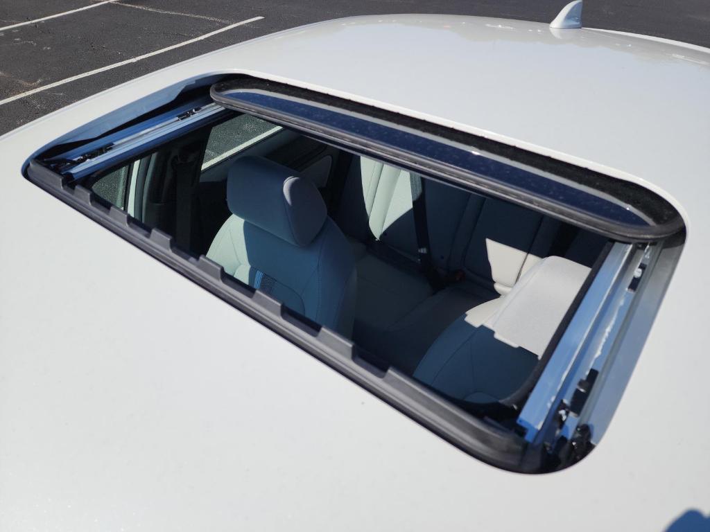 new 2026 Honda Civic Hybrid car, priced at $30,900