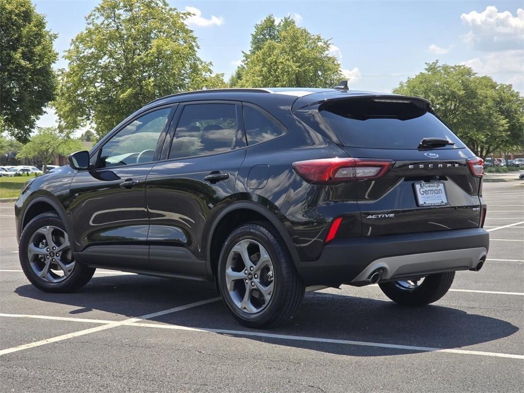 used 2025 Ford Escape car, priced at $31,497