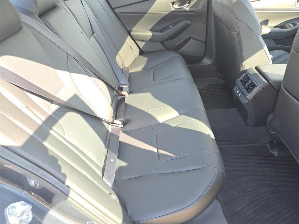 new 2025 Honda Accord Hybrid car