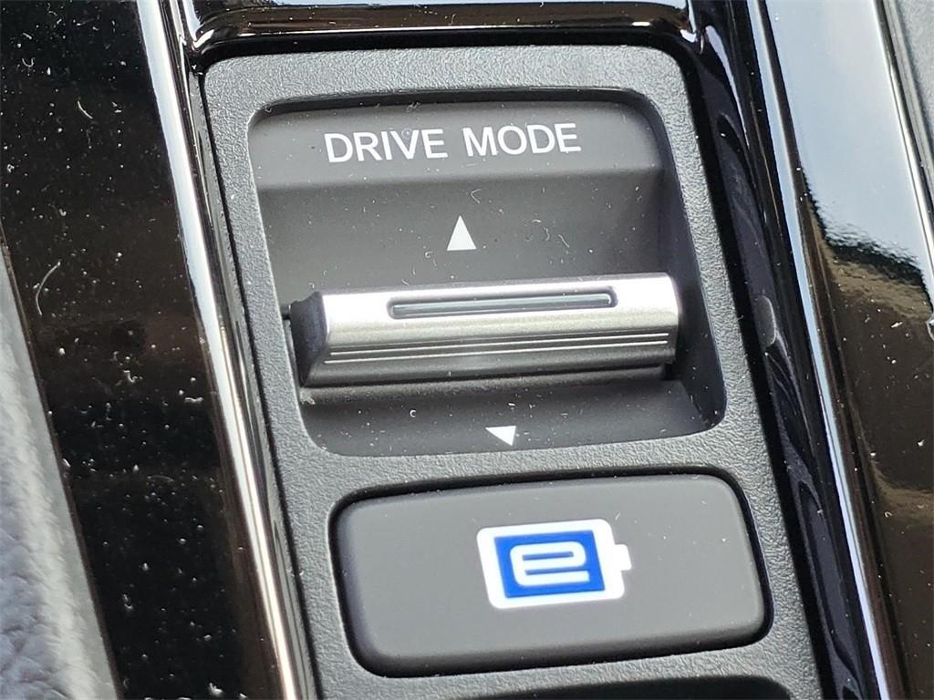 new 2025 Honda Accord Hybrid car