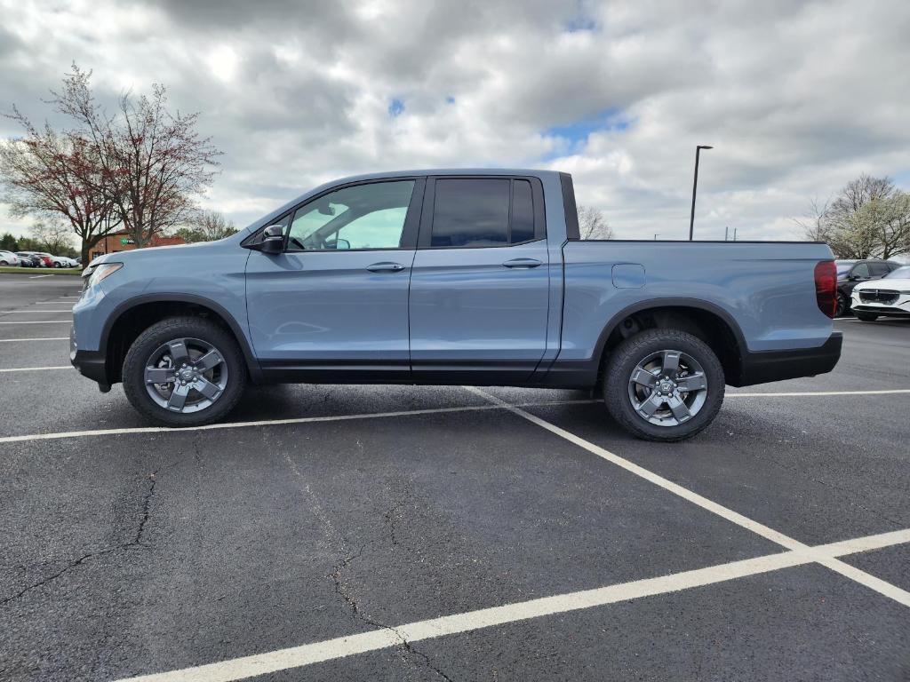 new 2025 Honda Ridgeline car, priced at $47,285