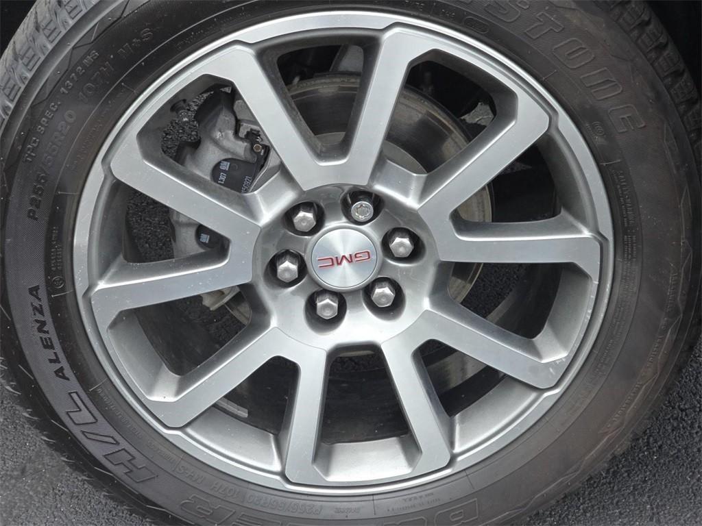 used 2022 GMC Canyon car, priced at $30,557