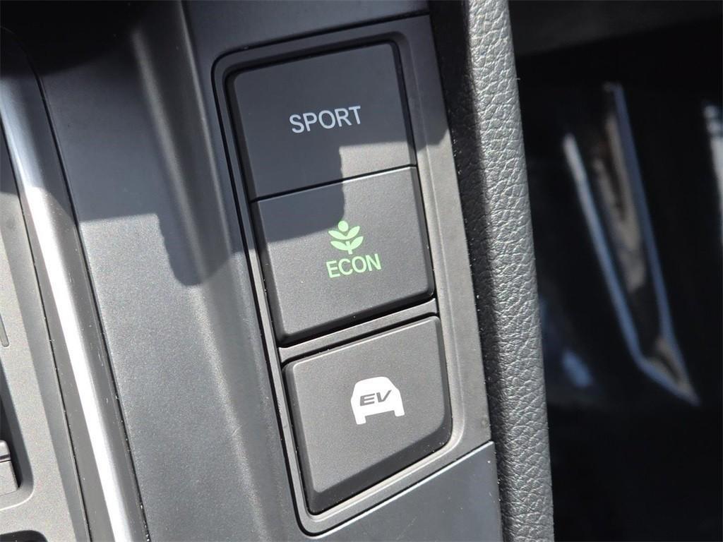 used 2022 Honda CR-V Hybrid car, priced at $32,347