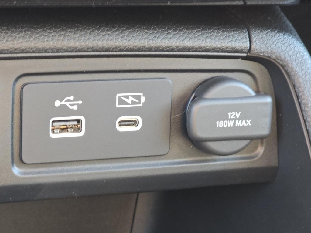 new 2025 Honda Pilot car, priced at $51,825