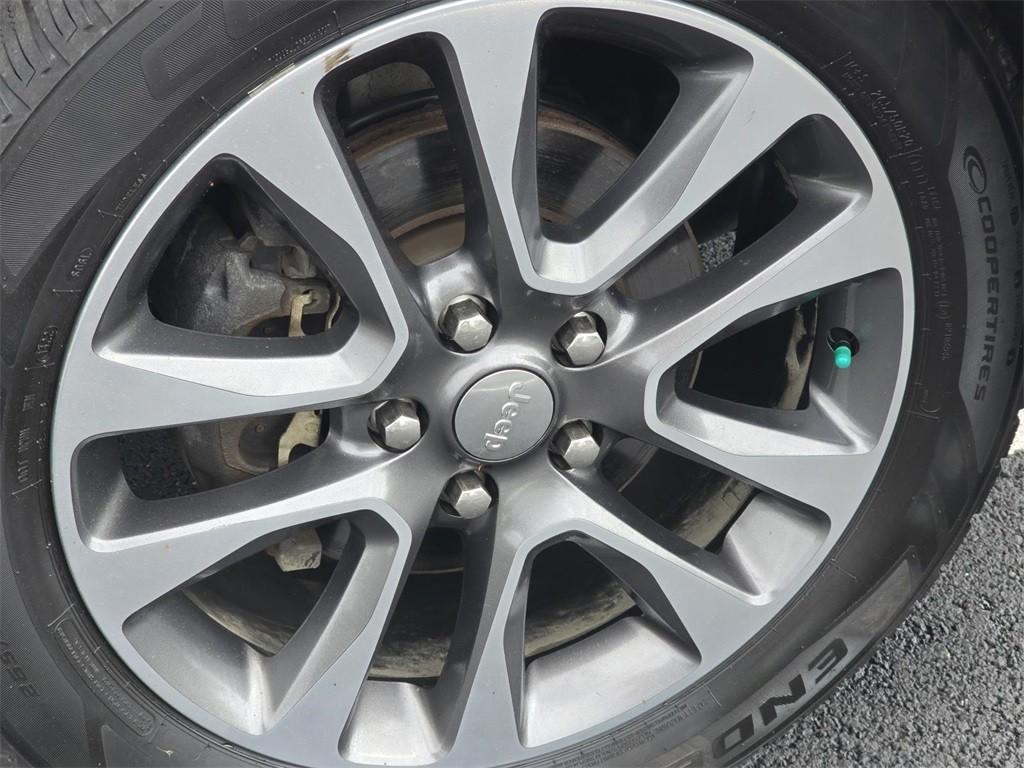used 2018 Jeep Grand Cherokee car, priced at $18,887