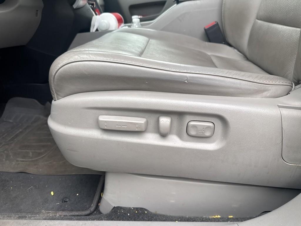 used 2010 Honda Pilot car, priced at $12,500