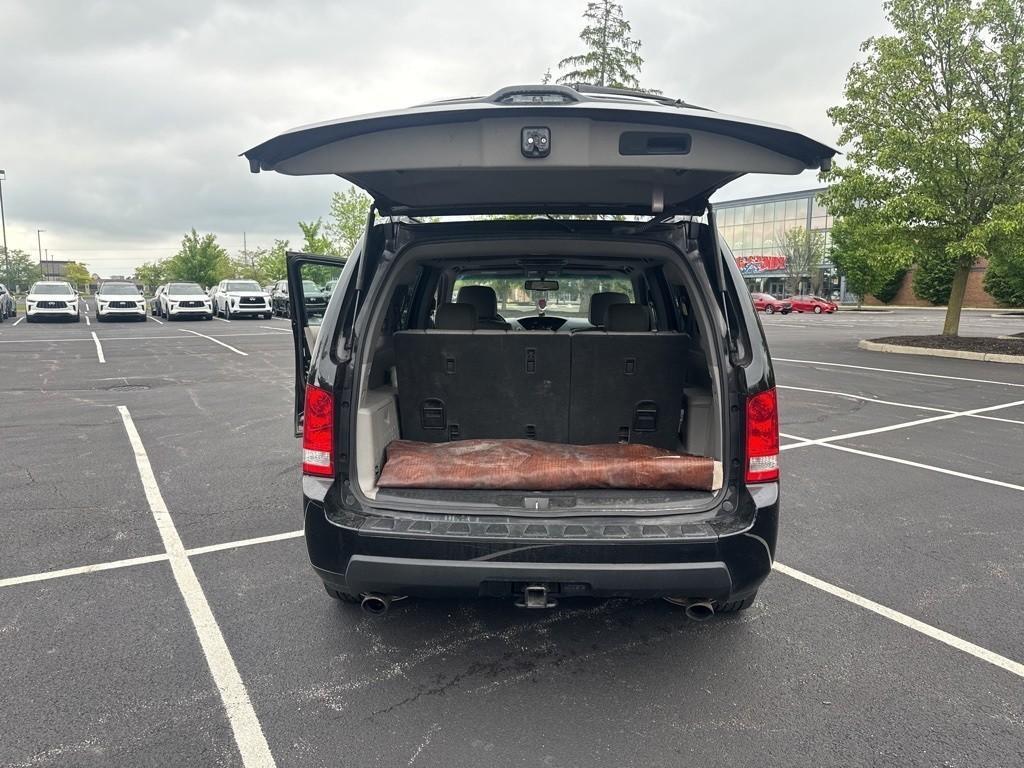 used 2010 Honda Pilot car, priced at $12,500