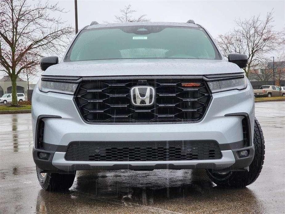 new 2024 Honda Pilot car, priced at $52,585