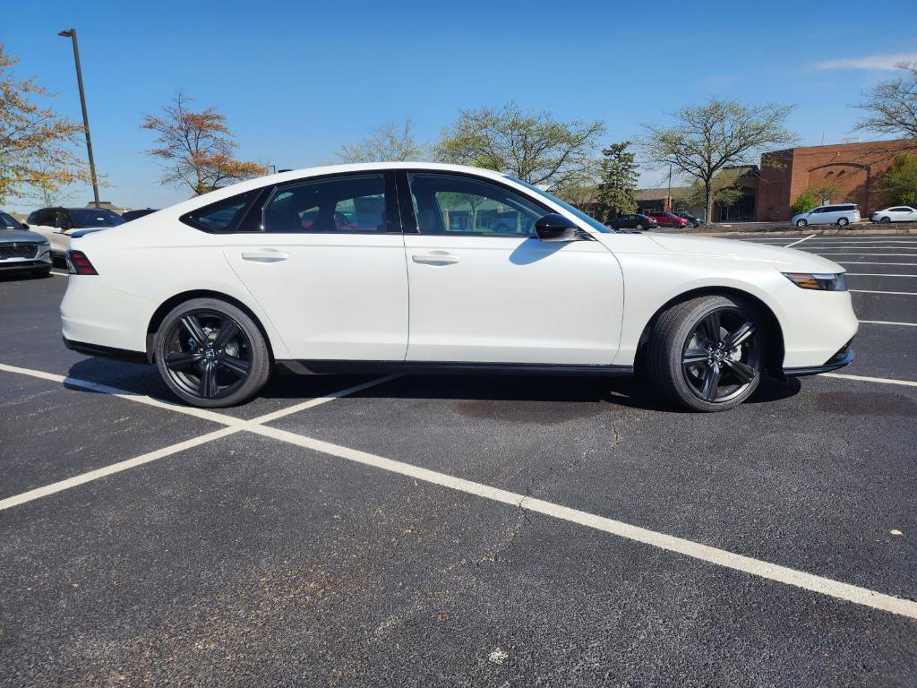 new 2025 Honda Accord Hybrid car, priced at $36,980
