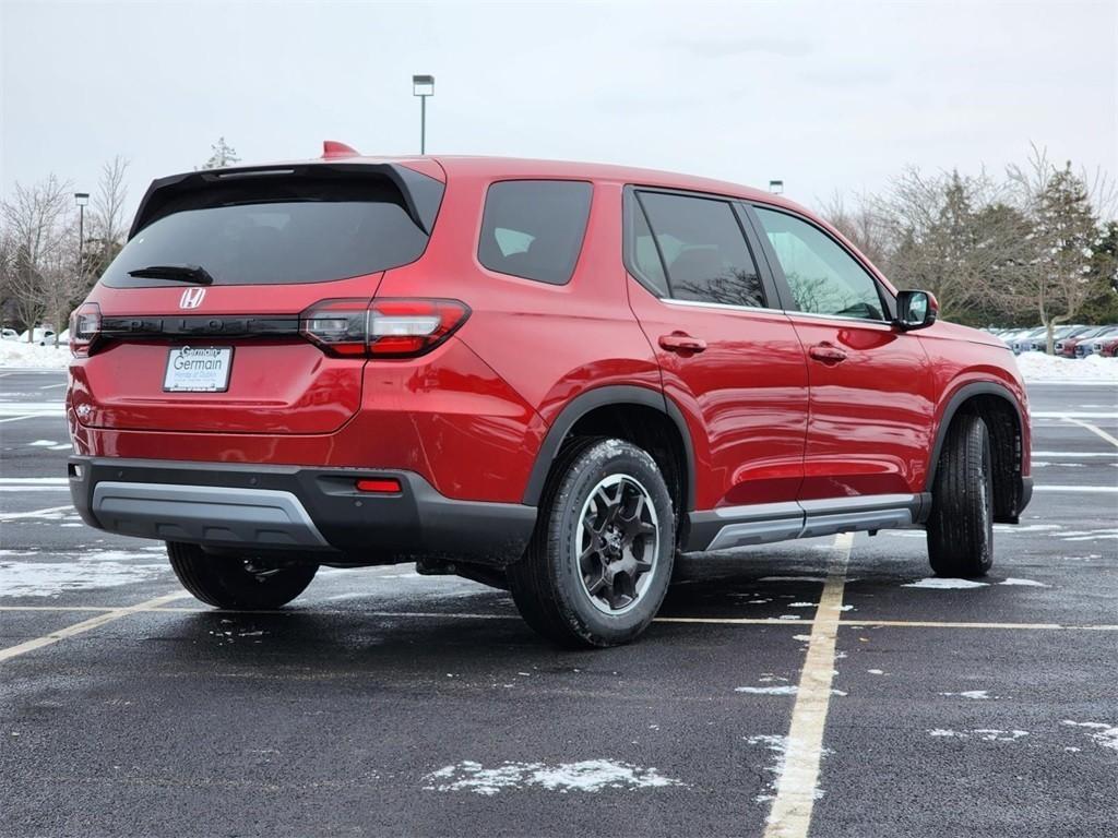 new 2025 Honda Pilot car, priced at $49,650