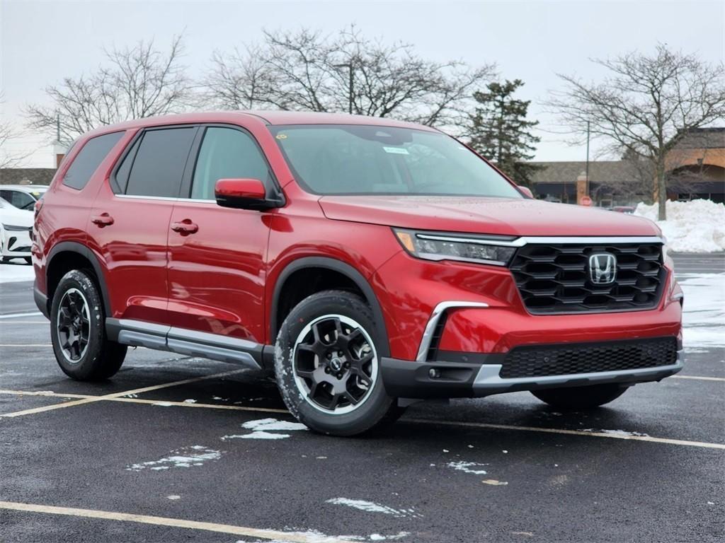 new 2025 Honda Pilot car, priced at $49,650