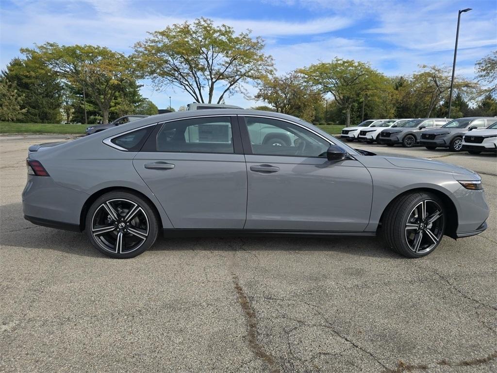 new 2025 Honda Accord Hybrid car, priced at $35,205