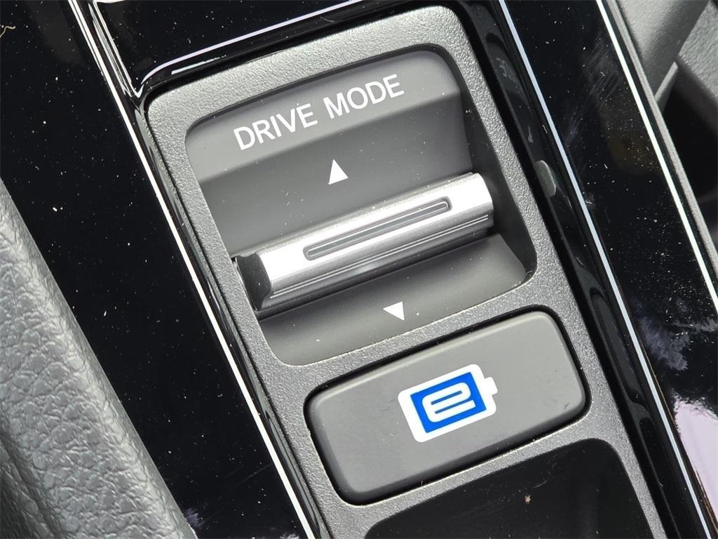 new 2025 Honda Accord Hybrid car, priced at $35,205