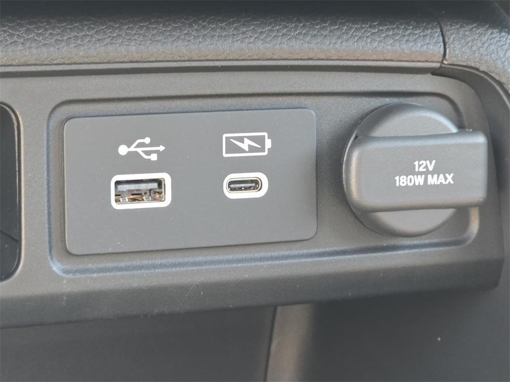 new 2025 Honda Pilot car, priced at $56,805