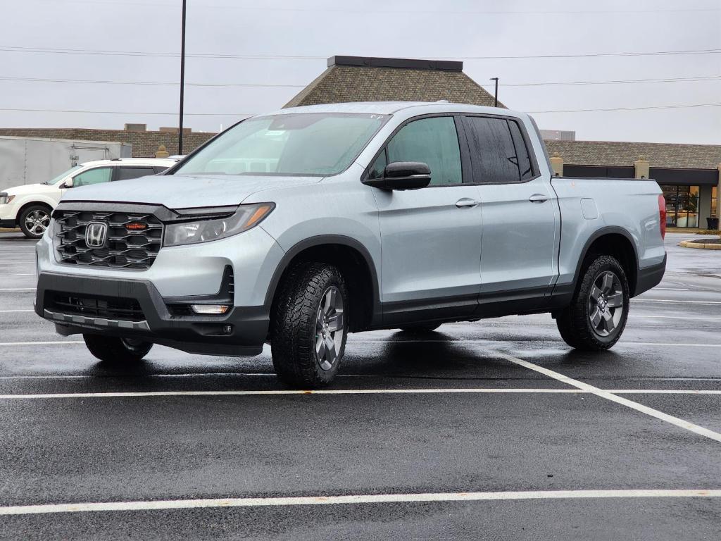 new 2025 Honda Ridgeline car, priced at $47,075