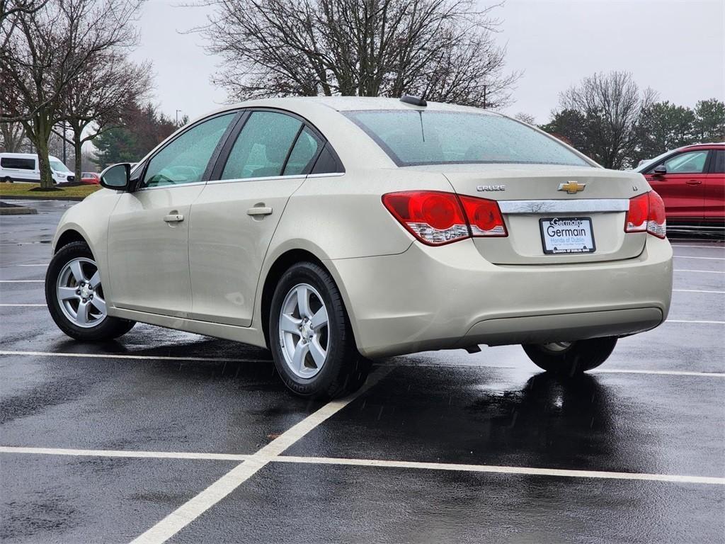 used 2016 Chevrolet Cruze Limited car, priced at $10,000