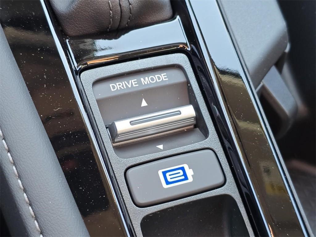 new 2025 Honda Accord Hybrid car, priced at $40,450