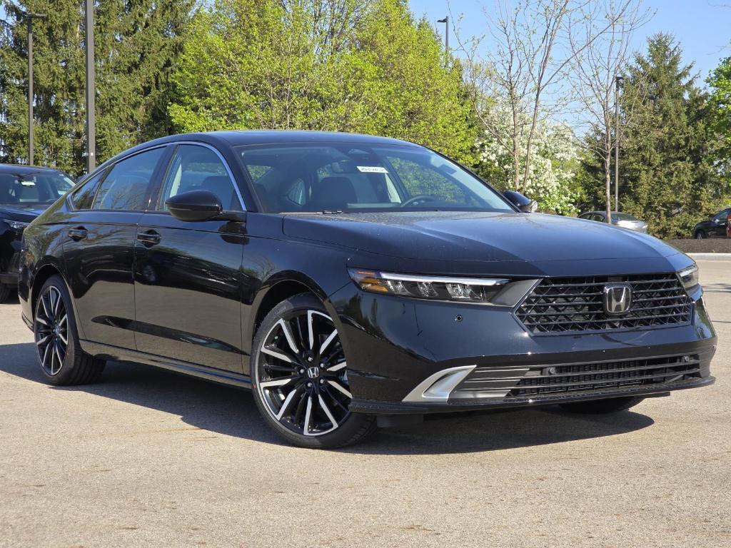 new 2025 Honda Accord Hybrid car, priced at $40,450
