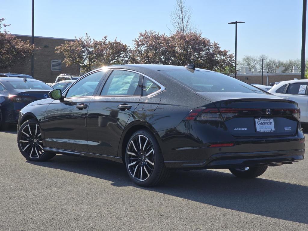 new 2025 Honda Accord Hybrid car, priced at $40,450