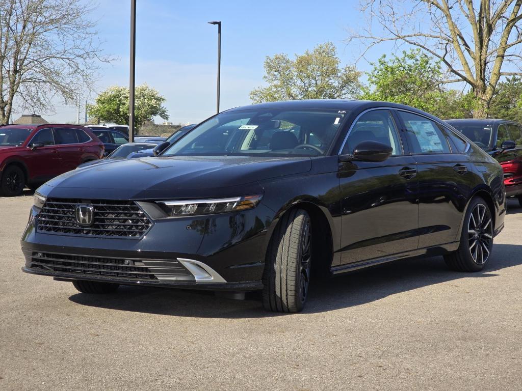 new 2025 Honda Accord Hybrid car, priced at $40,450