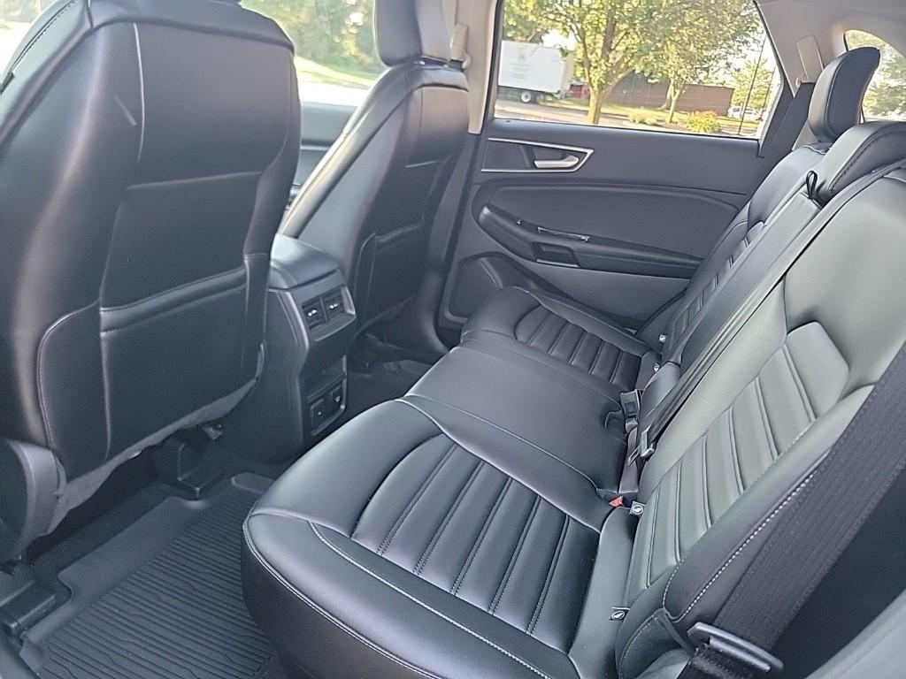 used 2020 Ford Edge car, priced at $18,500