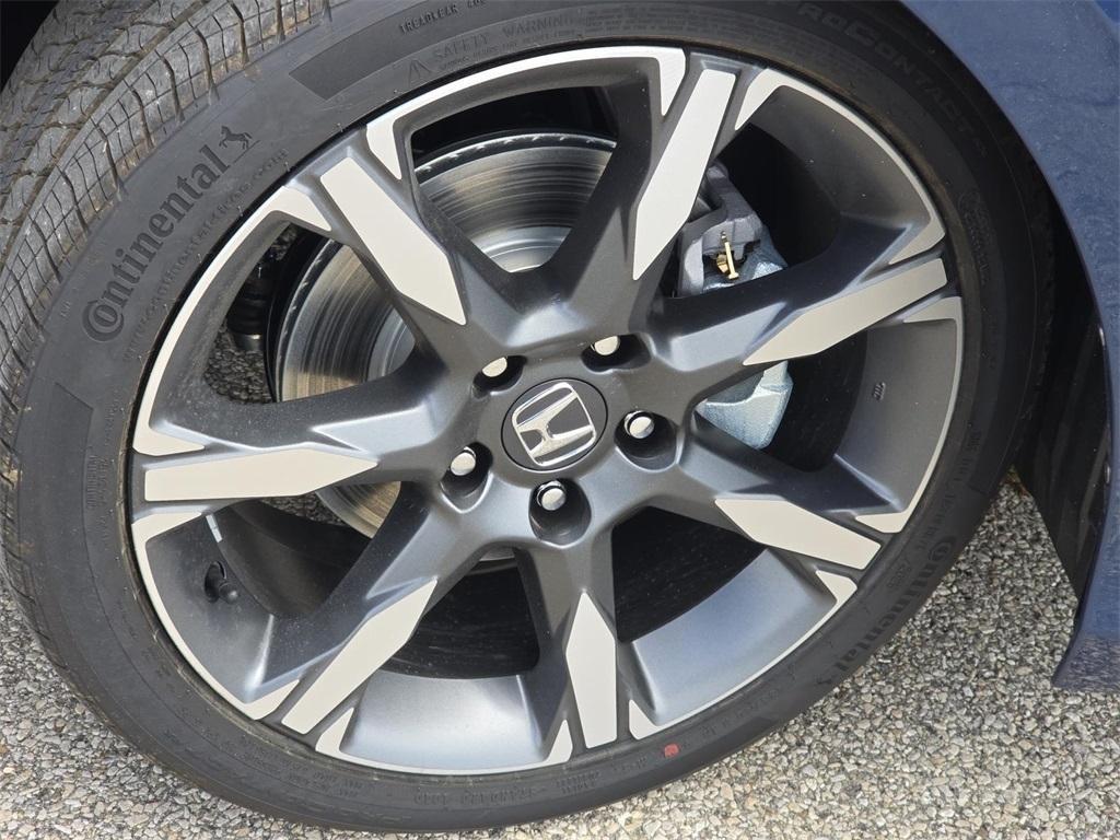 new 2026 Honda Civic Hybrid car, priced at $33,445