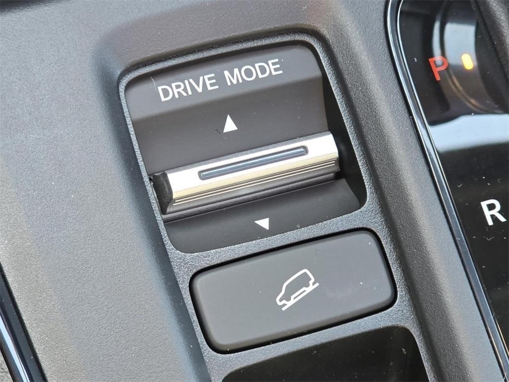 new 2026 Honda CR-V Hybrid car, priced at $38,580